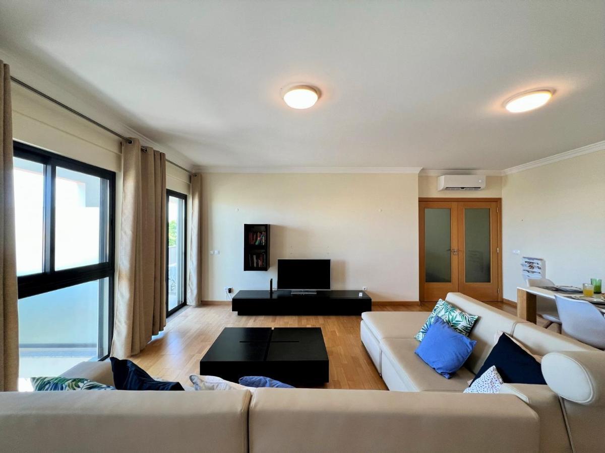 Faro Stylish 2 By Homing Apartment ภายนอก รูปภาพ